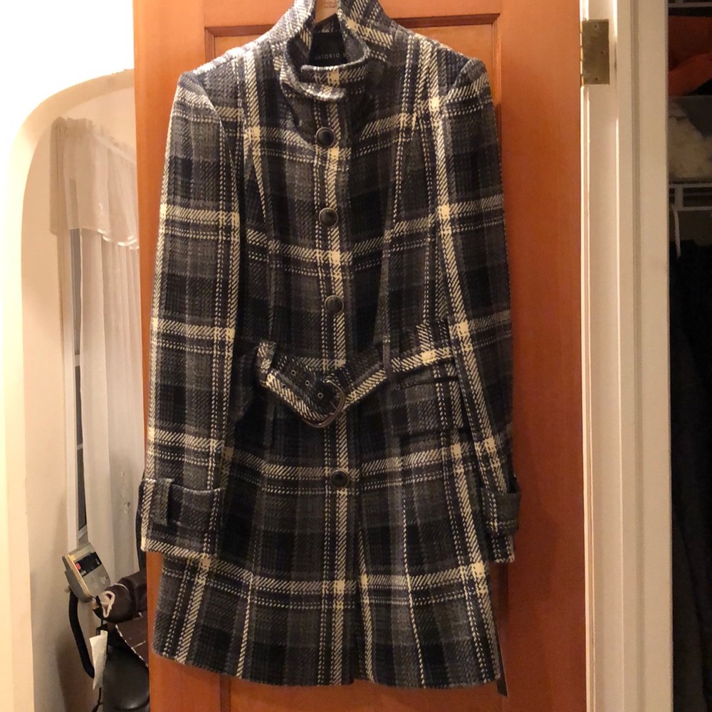 Antonio Melani Belted plaid 3/4 jacket